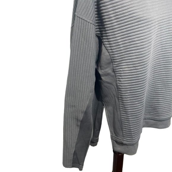 Tahari Sport Turtleneck Pullover | Grey | Size: Medium - Picture 3 of 15